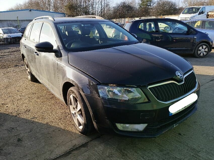 2015 SKODA OCTAVIA