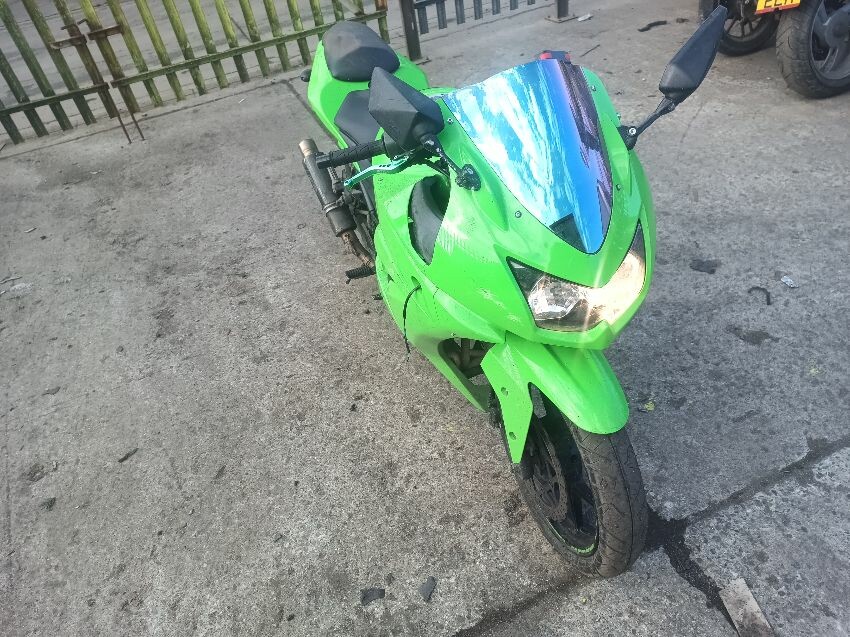 2009 KAWASAKI NINJA 250 R