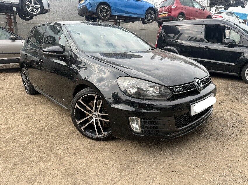 2010 VOLKSWAGEN GOLF