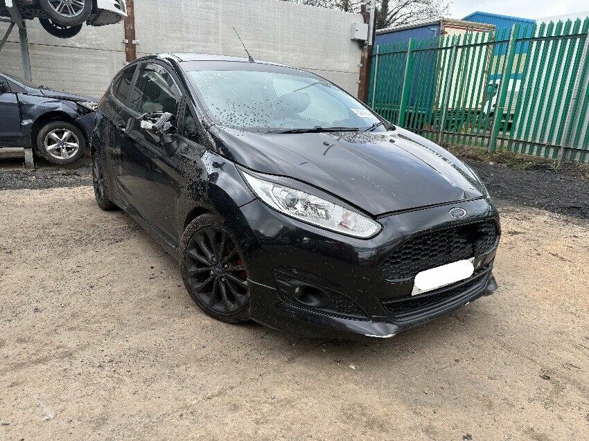 2014 FORD FIESTA