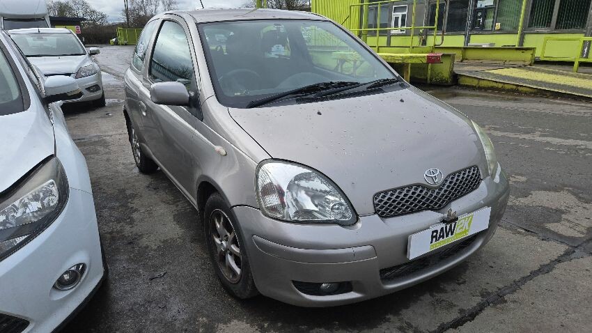 2005 TOYOTA YARIS
