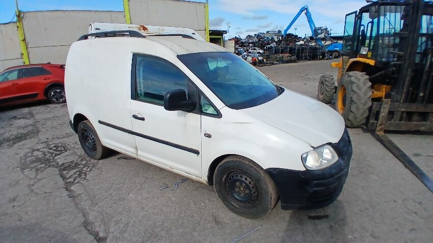 2009 VOLKSWAGEN CADDY