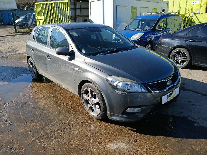 2010 KIA CEED