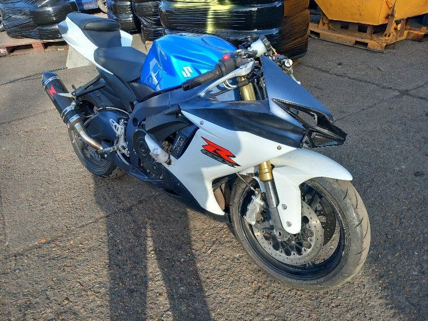2013 SUZUKI GSXR