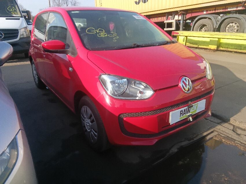 2014 VOLKSWAGEN UP