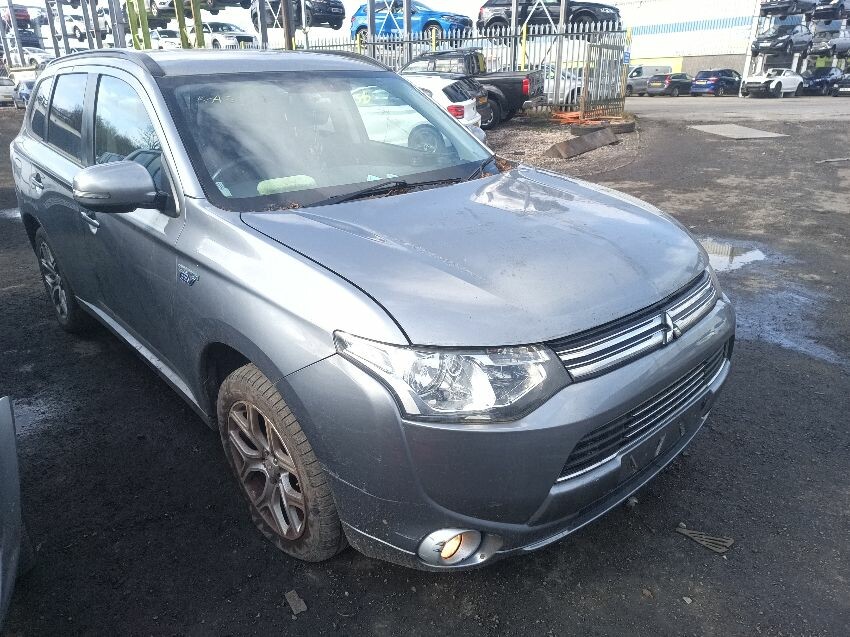 2015 MITSUBISHI OUTLANDER