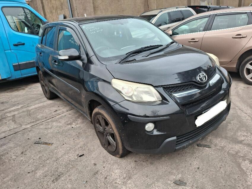 2010 TOYOTA URBAN CRUISER