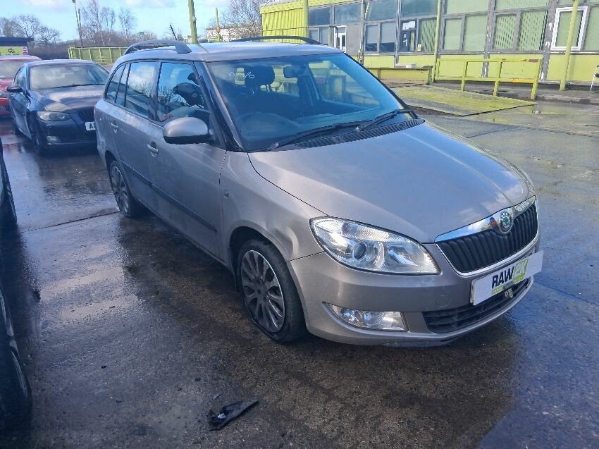 2012 SKODA FABIA