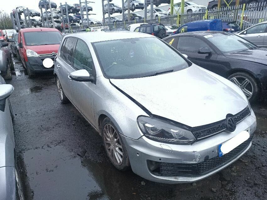 2010 VOLKSWAGEN GOLF