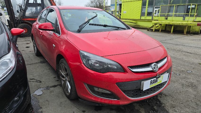 2015 VAUXHALL ASTRA