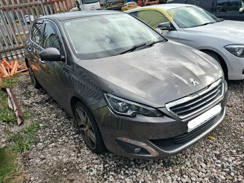 2015 PEUGEOT 308