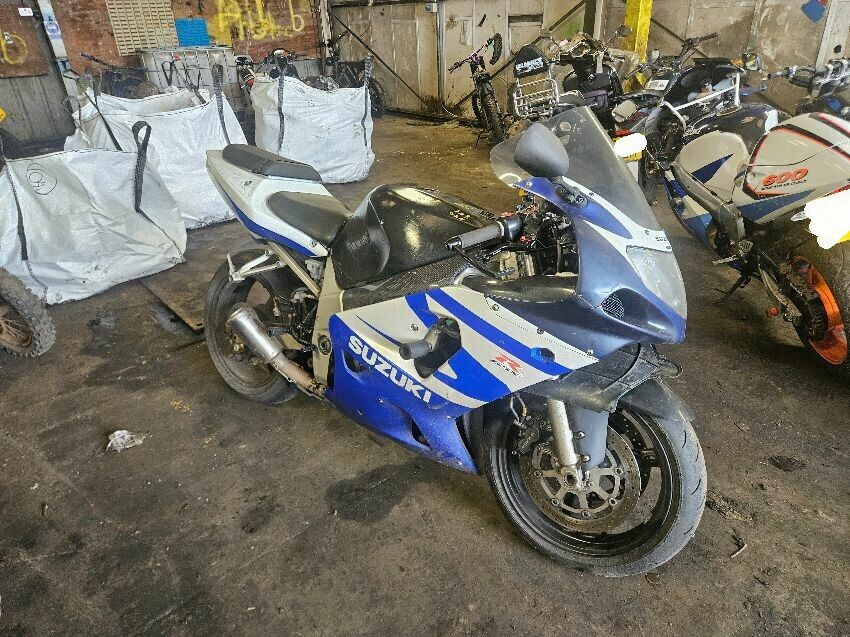2002 SUZUKI GSXR 600