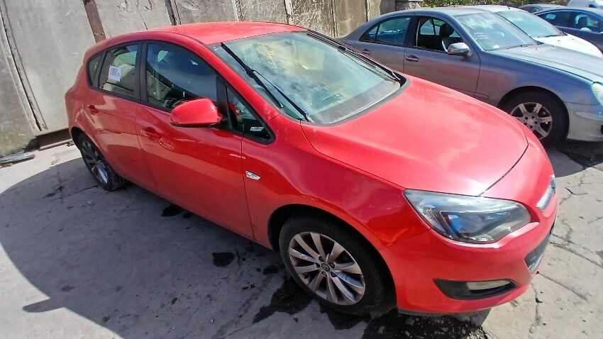 2014 VAUXHALL ASTRA