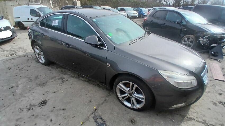 2011 VAUXHALL INSIGNIA