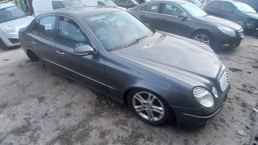 2008 MERCEDES E-CLASS