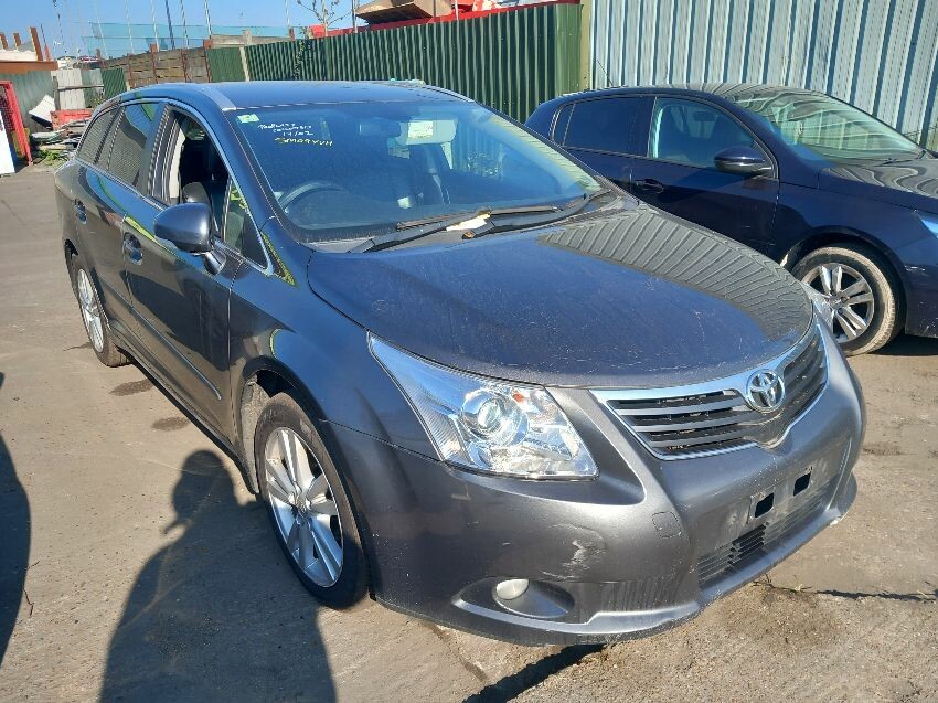 2009 TOYOTA AVENSIS