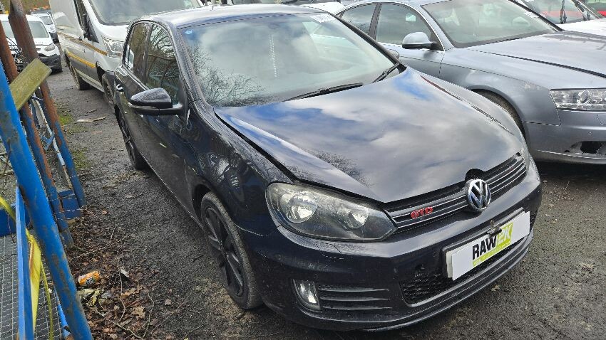 2009 VOLKSWAGEN GOLF