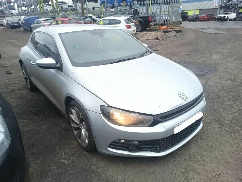 2010 VOLKSWAGEN SCIROCCO