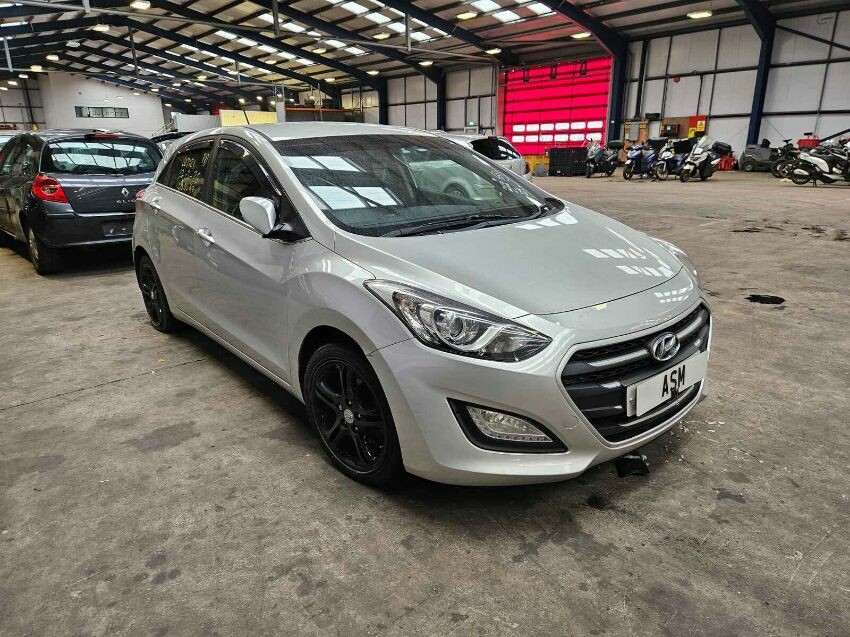 2015 HYUNDAI I30