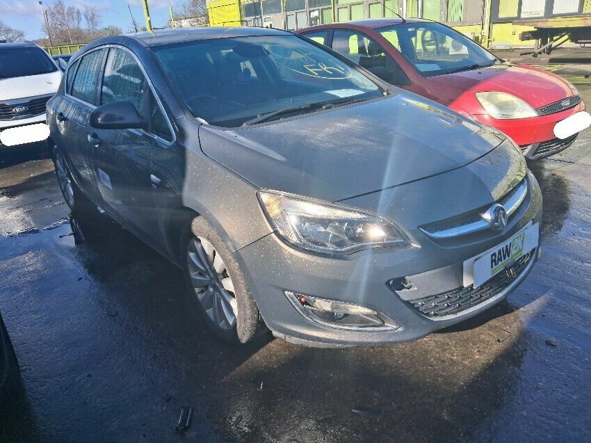 2013 VAUXHALL ASTRA