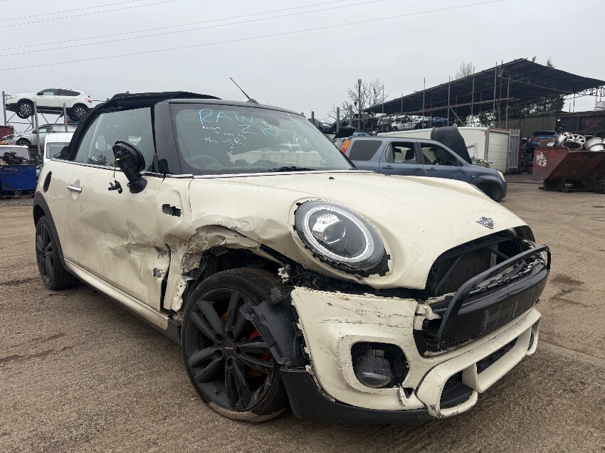 2020 MINI CONVERTIBLE