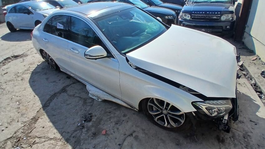 2016 MERCEDES C-CLASS