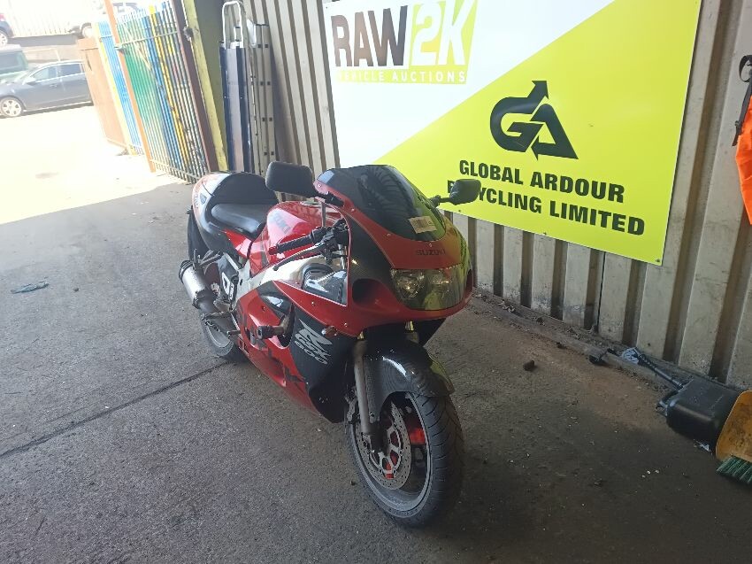 1999 SUZUKI GSXR 600