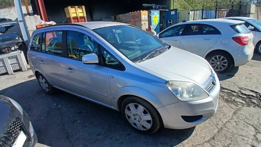 2010 VAUXHALL ZAFIRA