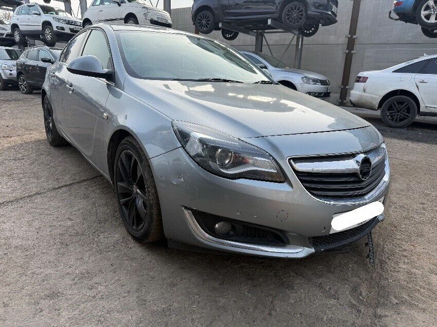 2015 VAUXHALL INSIGNIA