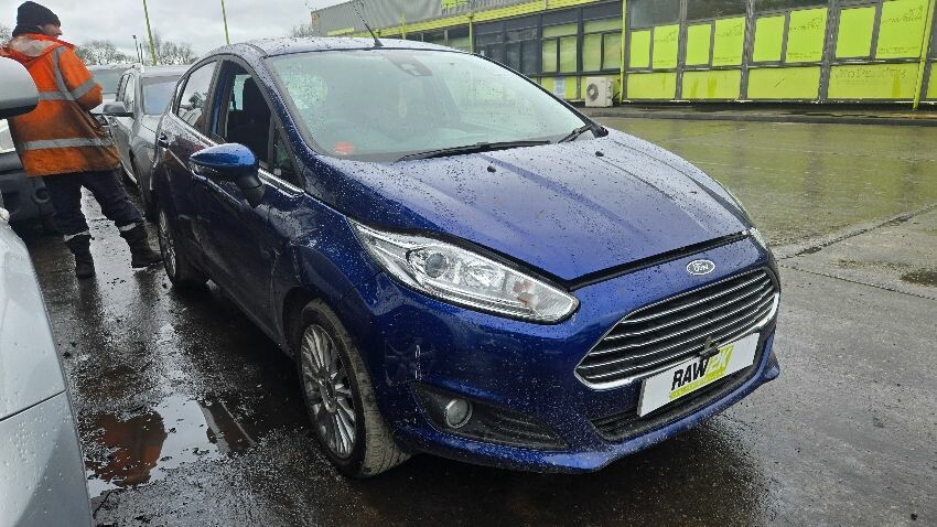 2014 FORD FIESTA