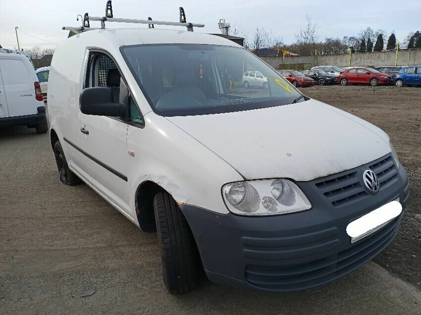 2010 VOLKSWAGEN CADDY