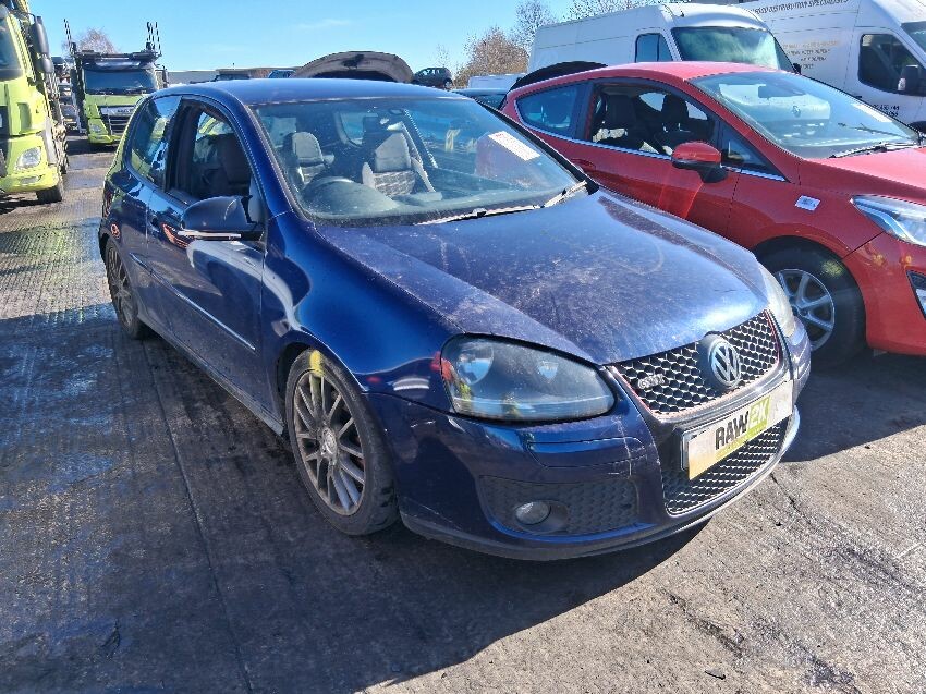 2006 VOLKSWAGEN GOLF