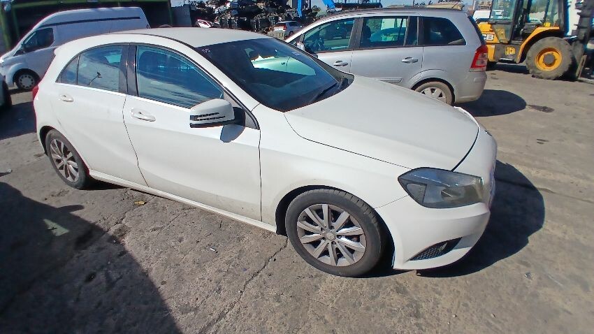 2015 MERCEDES A-CLASS