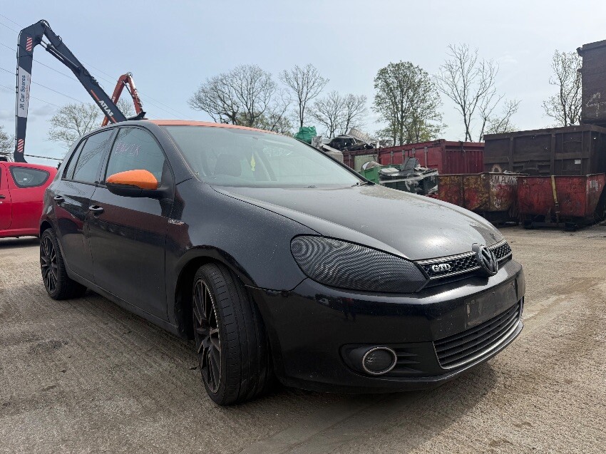 2009 VOLKSWAGEN GOLF