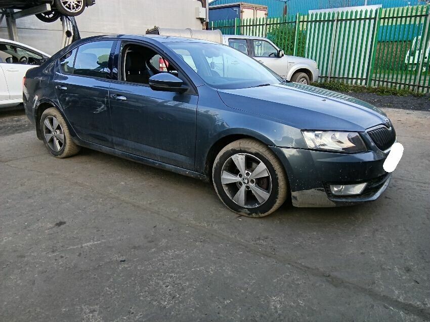2016 SKODA OCTAVIA