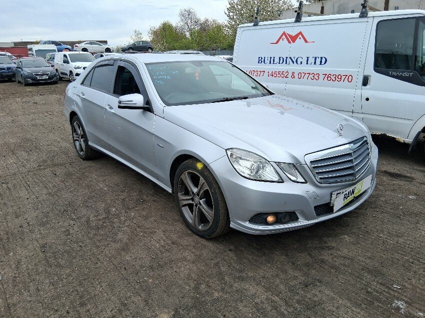 2010 MERCEDES E-CLASS