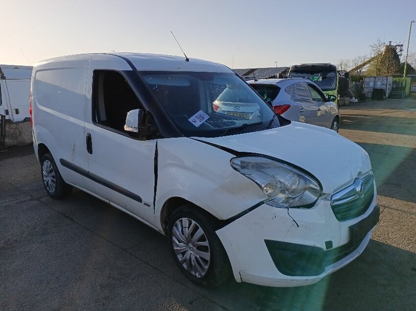 2015 VAUXHALL COMBO