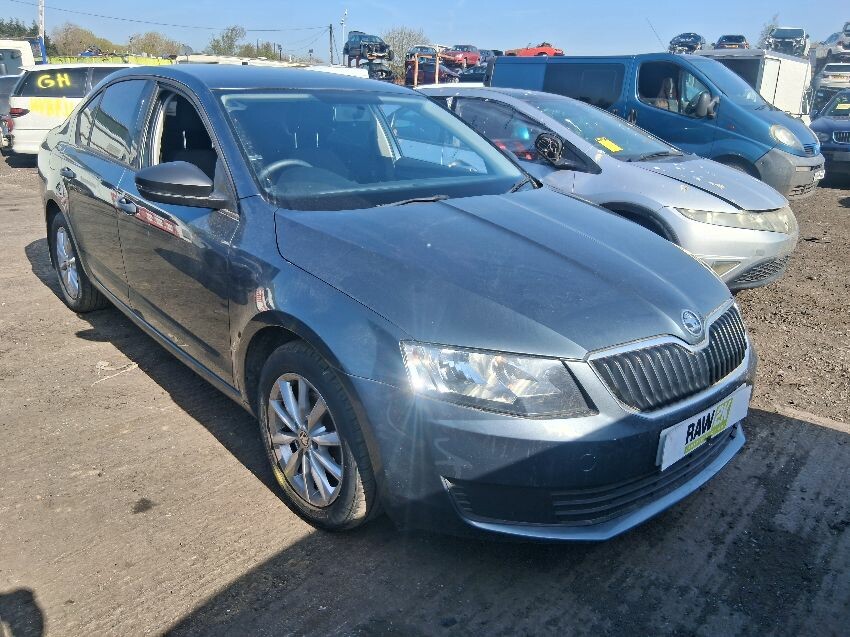 2015 SKODA OCTAVIA