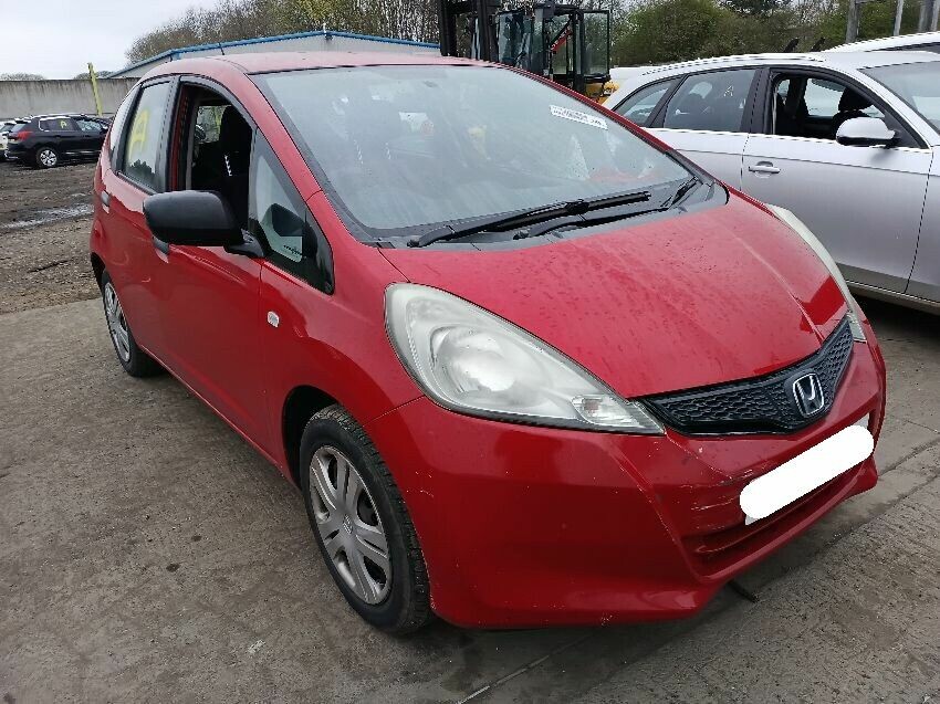 2011 HONDA JAZZ