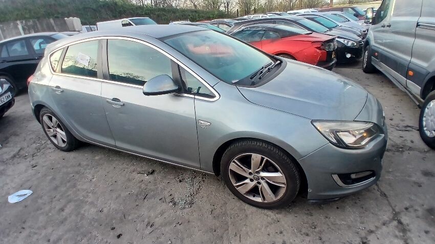 2014 VAUXHALL ASTRA