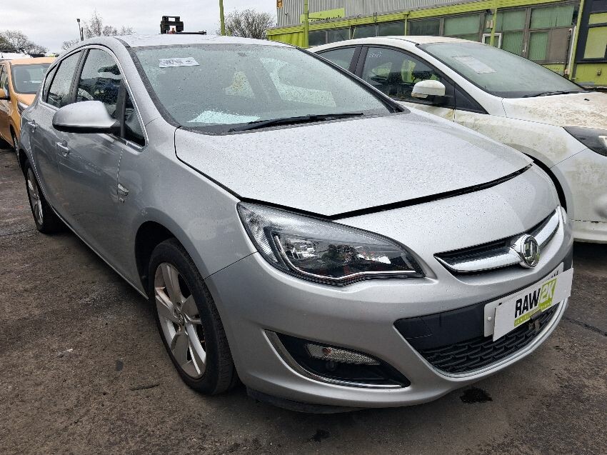 2013 VAUXHALL ASTRA