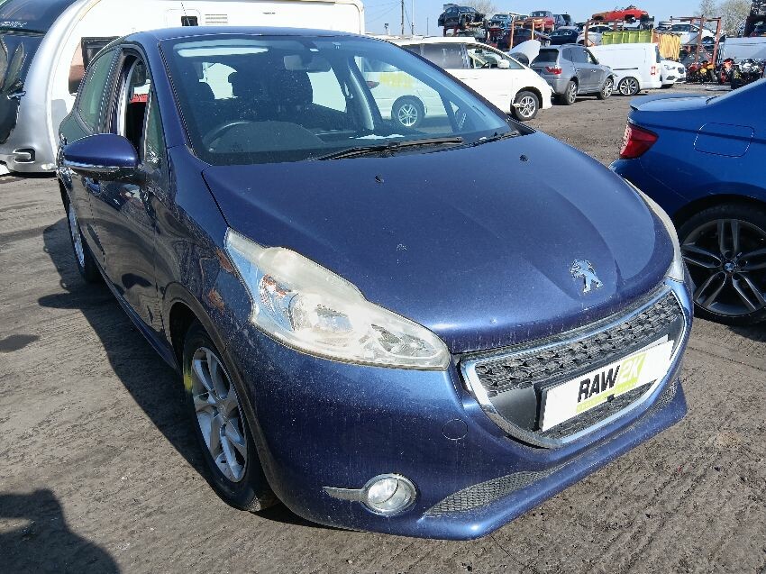 2014 PEUGEOT 208