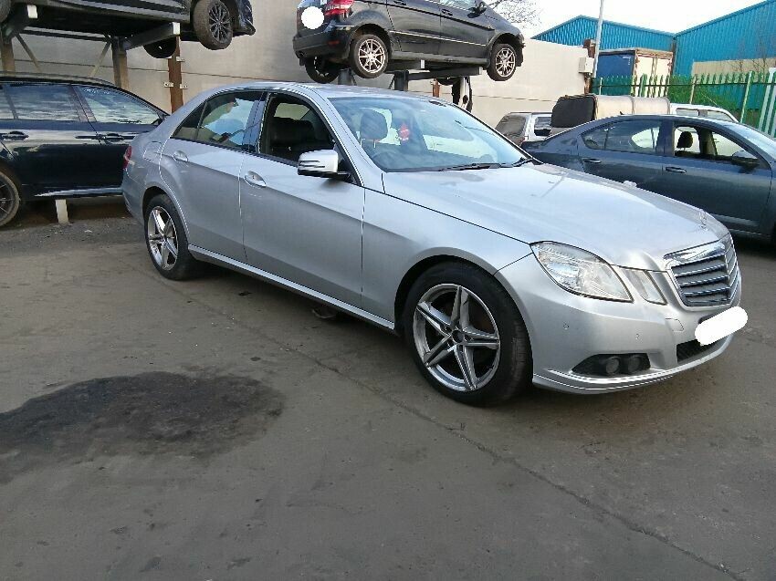2010 MERCEDES E-CLASS