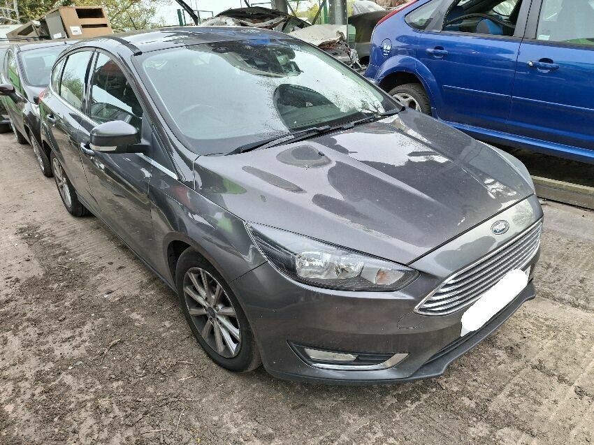 2015 FORD FOCUS