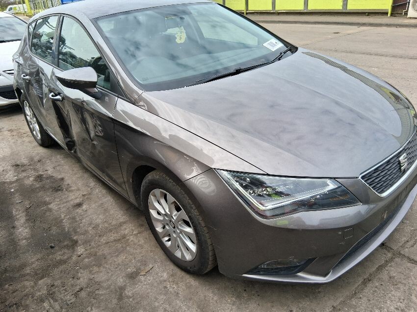 2014 SEAT LEON