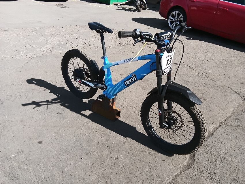  ELECTRIC PEDAL CYCLE REVVI