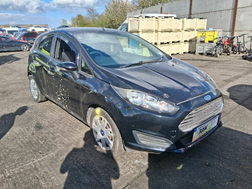 2014 FORD FIESTA
