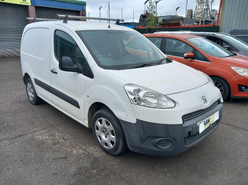 2015 PEUGEOT PARTNER