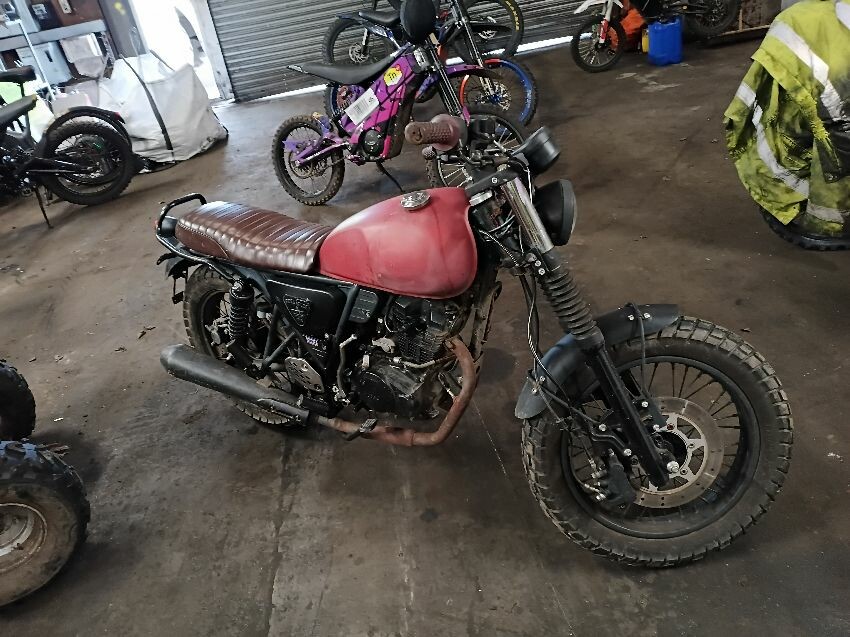  MOTORCYCLE MOTORCYCLE