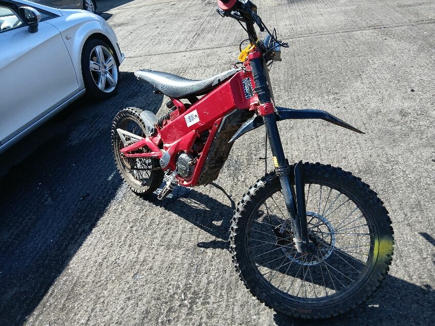  E BIKE TALARIA E MOTOR BIKE